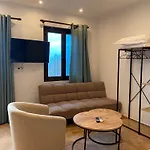 Hotel - Apollon 2*