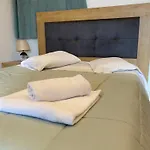 - Apollon Hotel Delphi