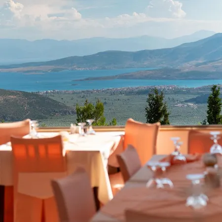 - Apollon Hotel Delphi