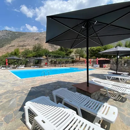 - Apollon Hotel 2*