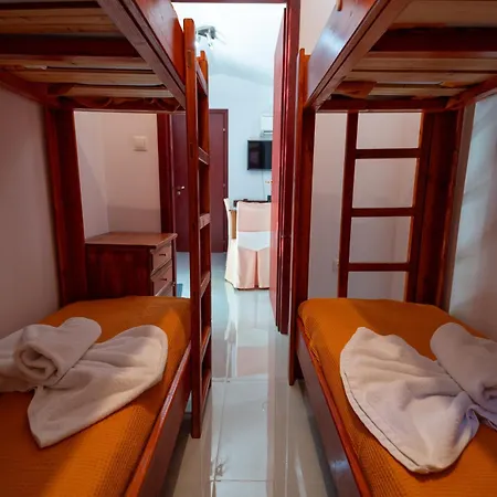 Hotel - Apollon 2*