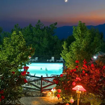 - Apollon Hotel 2*
