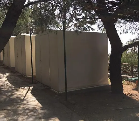 - Apollon Hotel Delphi